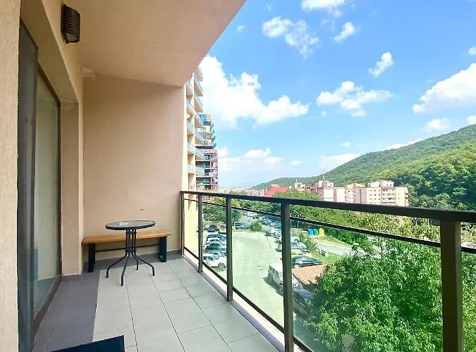 Nature View Family *